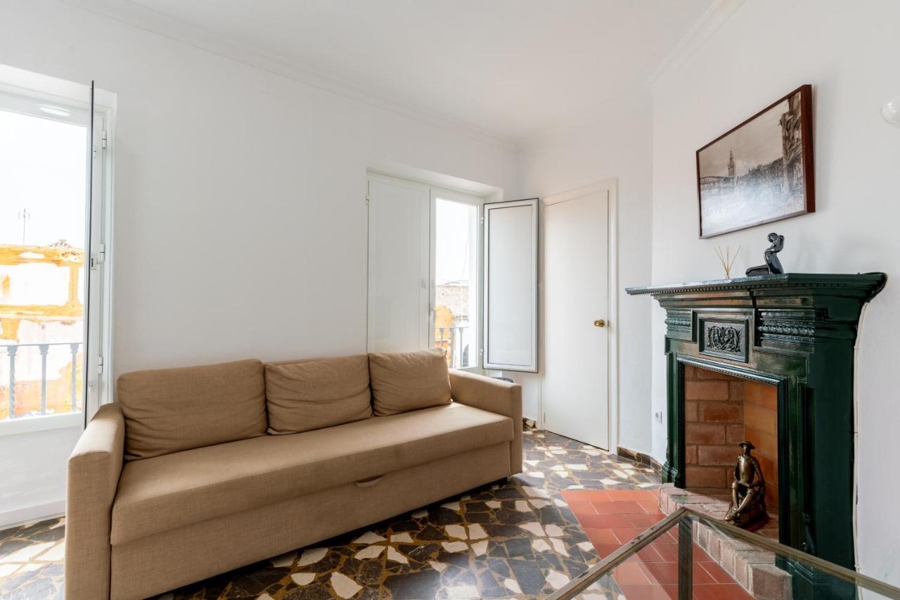 סביליה Aoa Conde De Ibarra Apartment מראה חיצוני תמונה