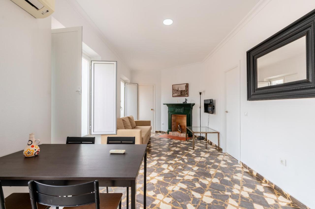 סביליה Aoa Conde De Ibarra Apartment מראה חיצוני תמונה